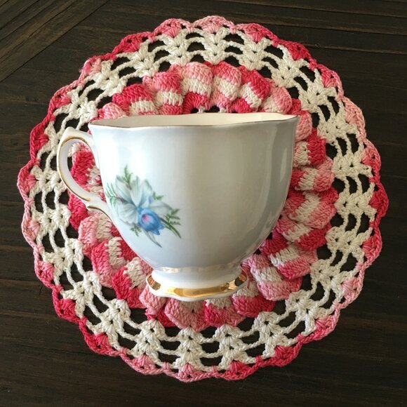 Colclough Blue and White Flowering Fern English Bone China Teacup & Sauc… - Picture 8 of 13